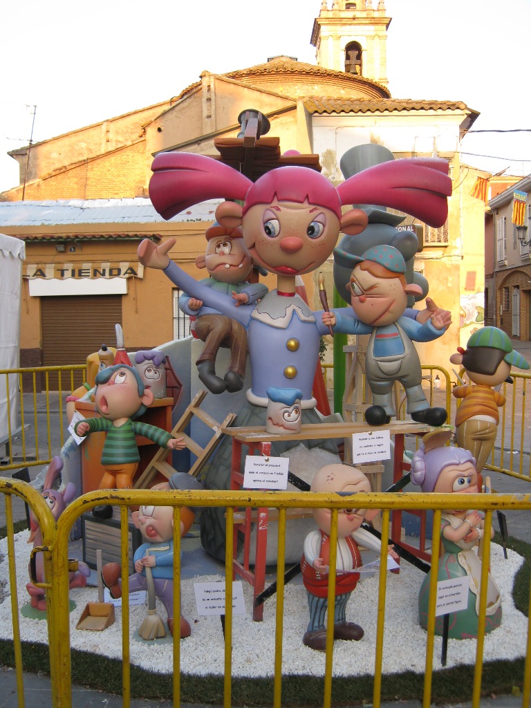 Totfalles: Plaça de la Tenda